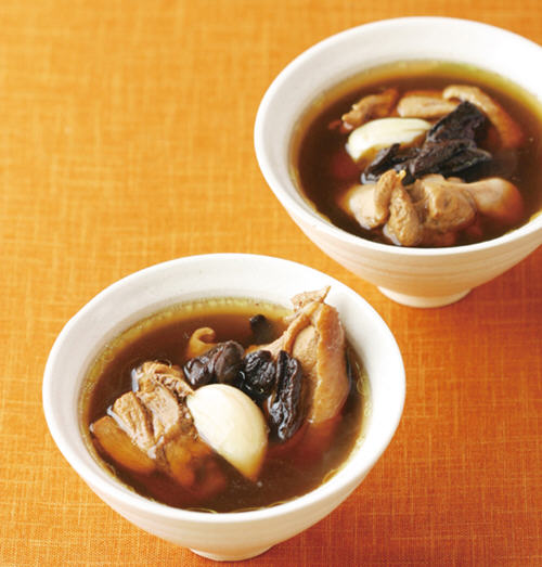 只需一个按键就能轻松品搞定开元棋牌试玩用电锅做好汤(图2)