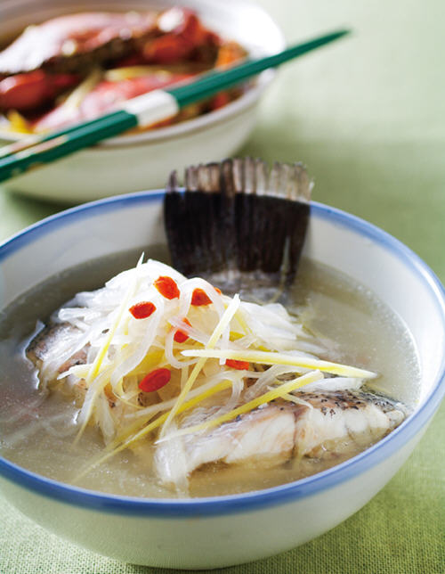 只需一个按键就能轻松品搞定开元棋牌试玩用电锅做好汤(图3)