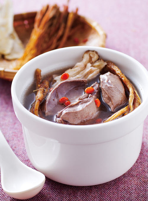 只需一个按键就能轻松品搞定开元棋牌试玩用电锅做好汤(图5)